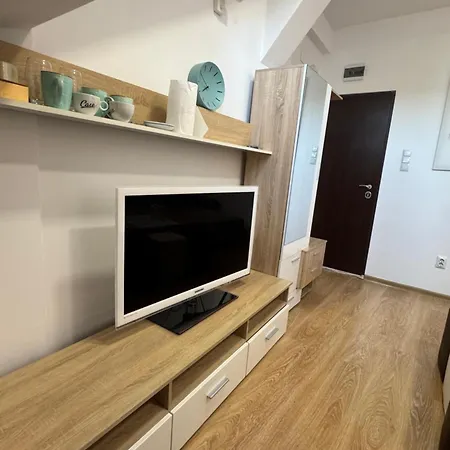 Cozy High-street Loft In Sofia's Location * Sofya